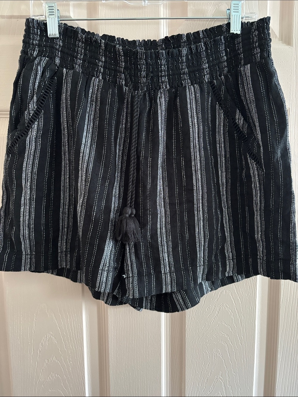 High-Waist Black Stripe Pull-On Women's Shorts with Tassel Tie